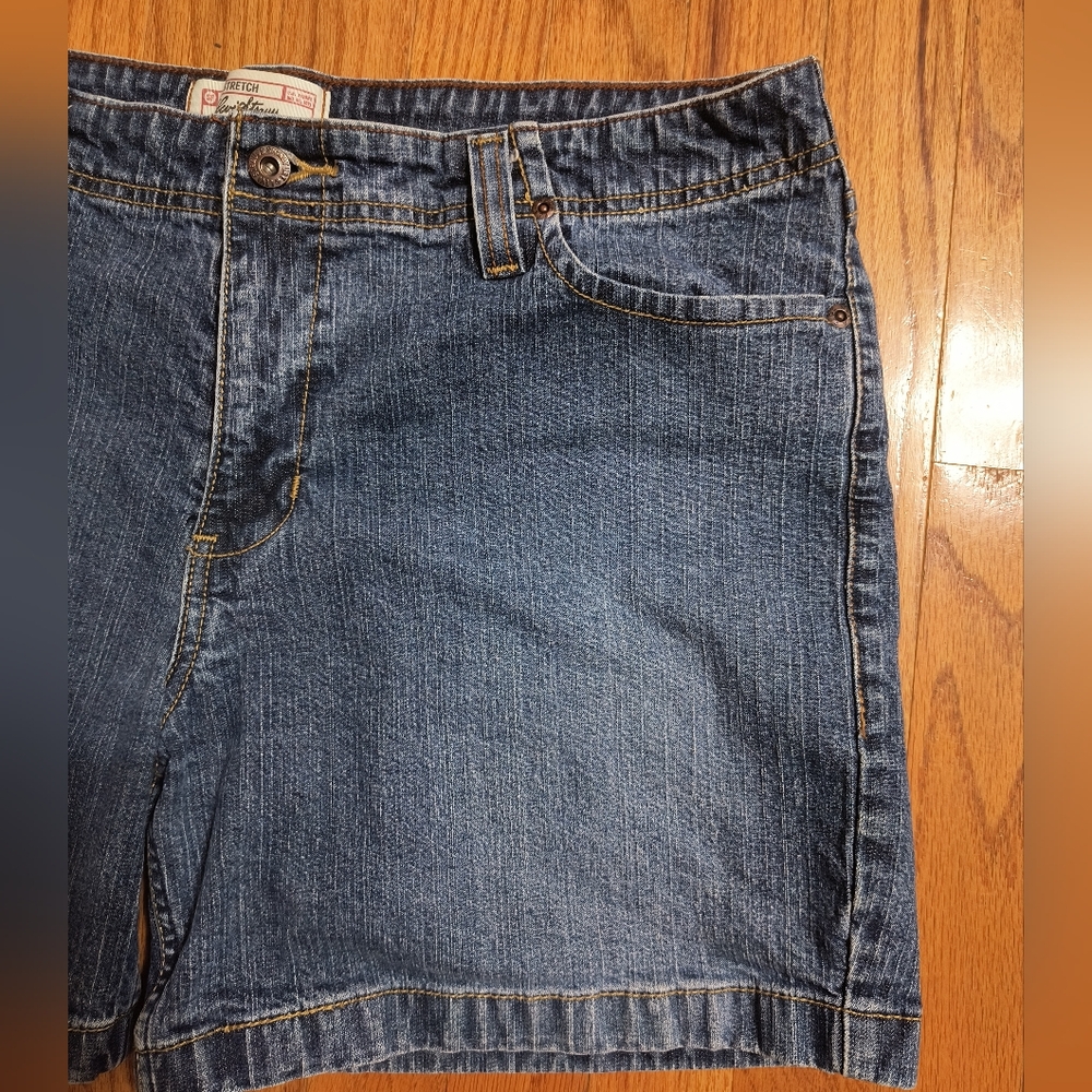 Pick 3/$10⭐ Levi Strauss stretch blue jean shorts, size women's/misses plus 16 - Picture 3 of 10